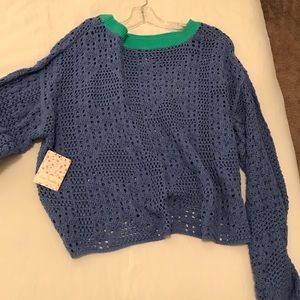 Lightweight sweater